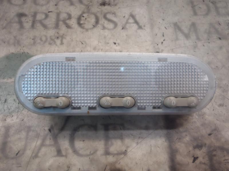 Recambio de piloto interior para renault megane ii familiar authentique confort referencia OEM IAM   