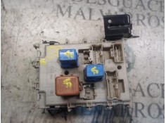 Recambio de caja reles / fusibles para nissan primera berlina (p12) acenta referencia OEM IAM   