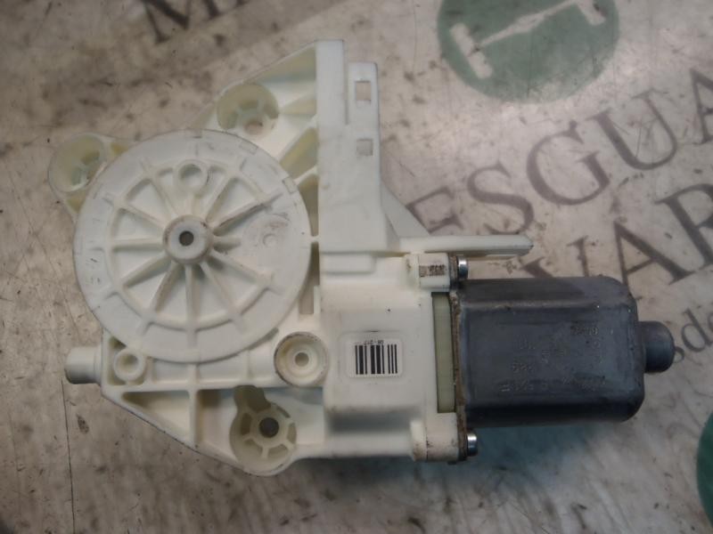 Recambio de motor elevalunas delantero izquierdo para ford focus berlina (cap) trend referencia OEM IAM   