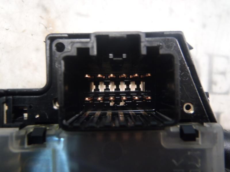 Recambio de mando limpia para ford focus berlina (cap) trend referencia OEM IAM   