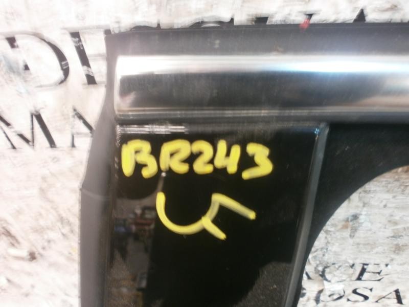 Recambio de puerta trasera izquierda para opel insignia berlina sport 4x4 referencia OEM IAM 13274122  