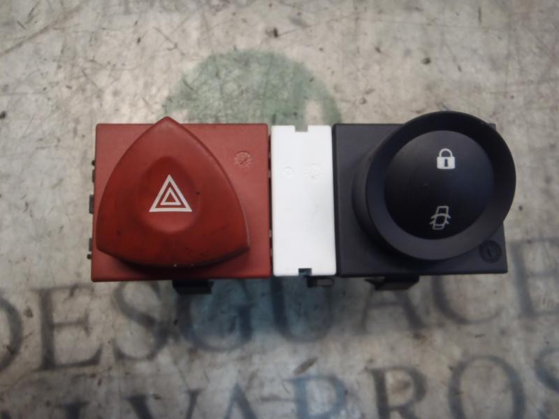 Recambio de warning para renault megane ii berlina 3p confort dynamique referencia OEM IAM   