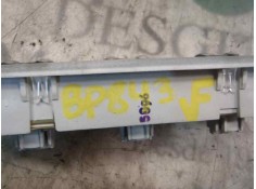 Recambio de piloto interior para renault megane ii berlina 3p confort dynamique referencia OEM IAM    2