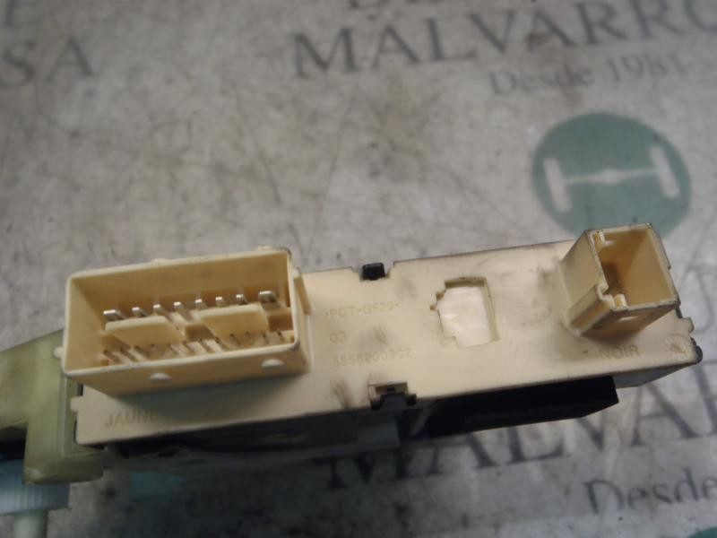 Recambio de motor elevalunas delantero derecho para citroën c4 berlina lx referencia OEM IAM 9222AV  