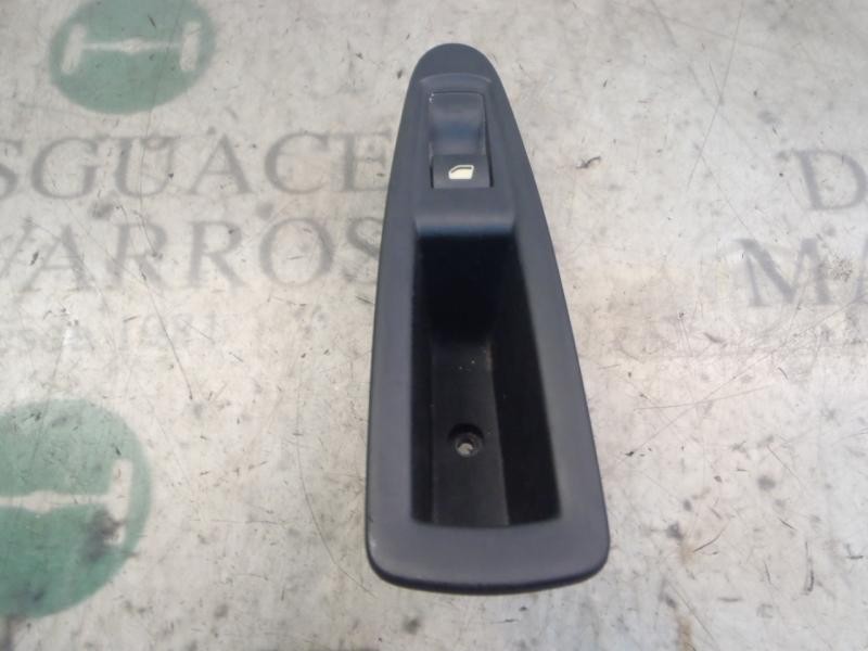 Recambio de mando elevalunas trasero derecho para citroën c4 berlina lx referencia OEM IAM 6554HJ  