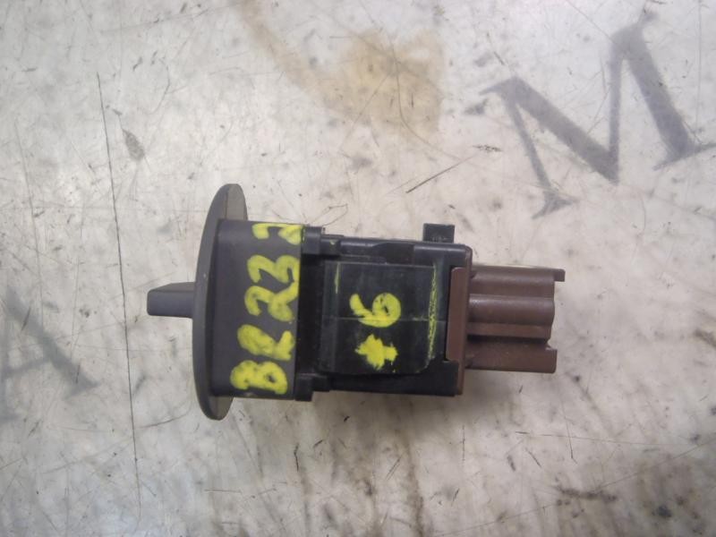 Recambio de modulo electronico para renault megane iii berlina 5 p expression referencia OEM IAM 681995427R 8200169589C 