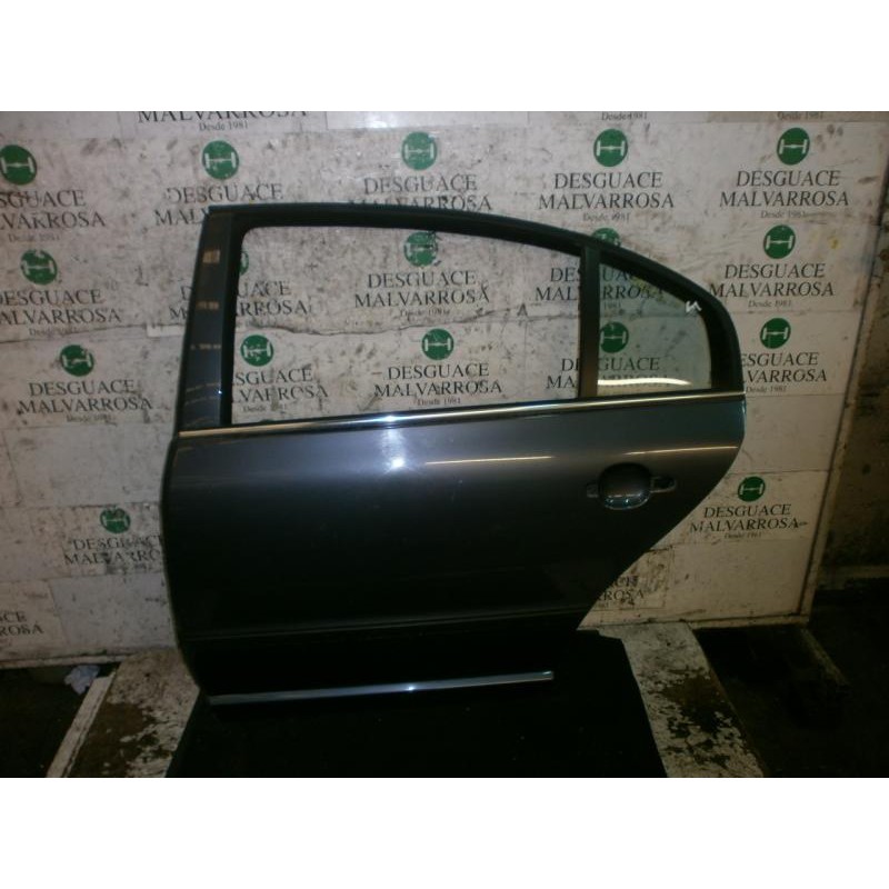 Recambio de puerta trasera izquierda para skoda superb (3u4) classic referencia OEM IAM 3U5833051B  