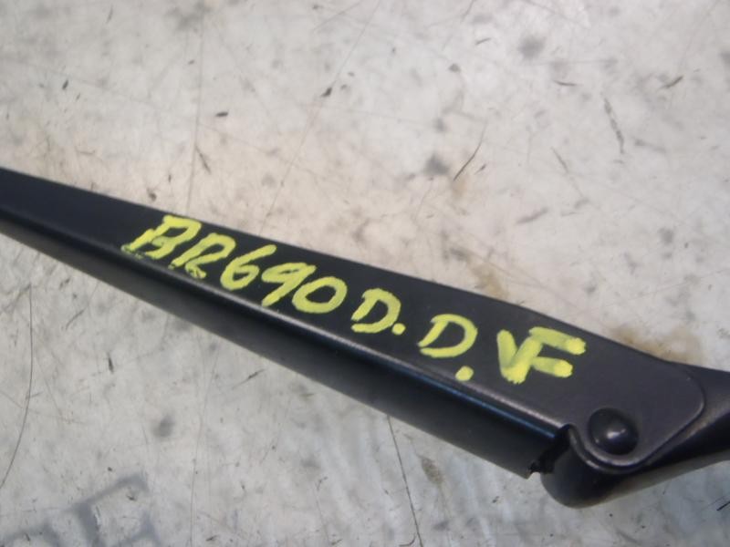 Recambio de brazo limpia delantero derecho para skoda superb (3u4) classic referencia OEM IAM 3B1955410  