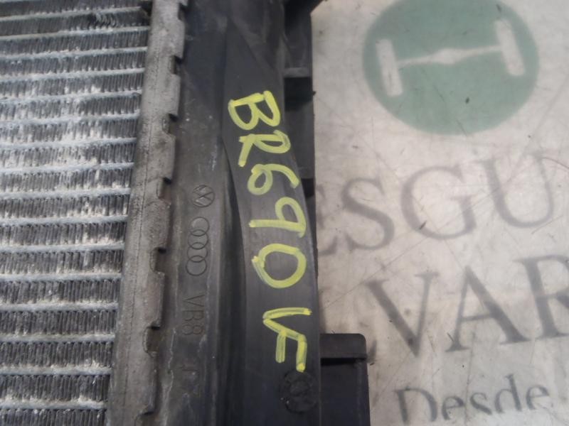 Recambio de radiador agua para skoda superb (3u4) classic referencia OEM IAM 8D0121251BA  