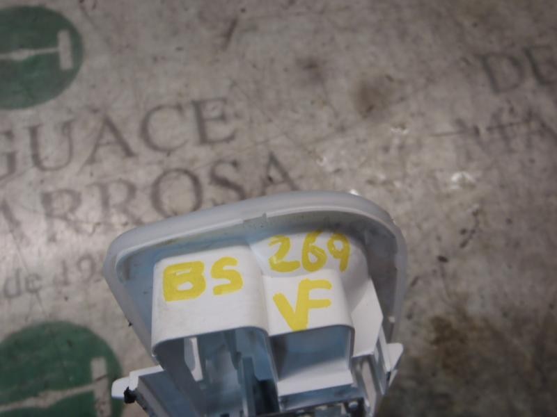 Recambio de piloto interior para renault megane iii coupe renault sport referencia OEM IAM   