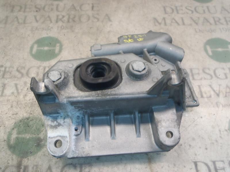 Recambio de soporte cambio para renault grand modus dynamique referencia OEM IAM   