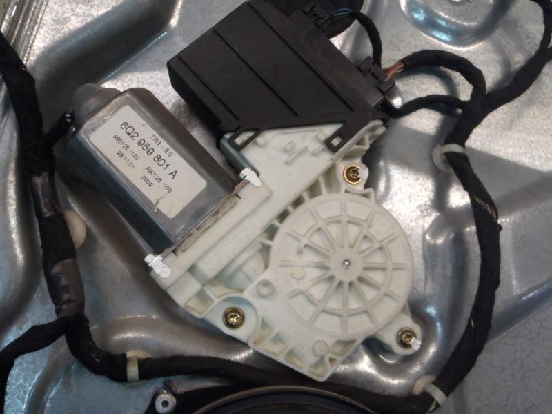 Recambio de elevalunas delantero derecho para seat ibiza (6l1) 1.9 tdi referencia OEM IAM   