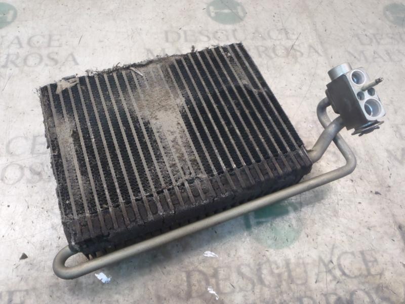 Recambio de evaporador aire acondicionado para bmw serie 3 berlina (e46) 320d referencia OEM IAM 64119135744  