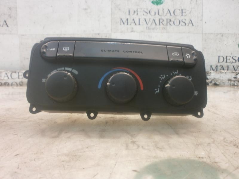 Recambio de mando calefaccion / aire acondicionado para chrysler voyager (rg) 2.5 crd lx referencia OEM IAM   