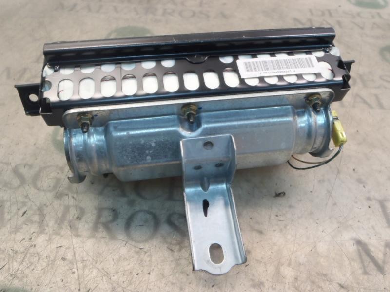 Recambio de airbag delantero derecho para nissan micra (k12e) acenta referencia OEM IAM   