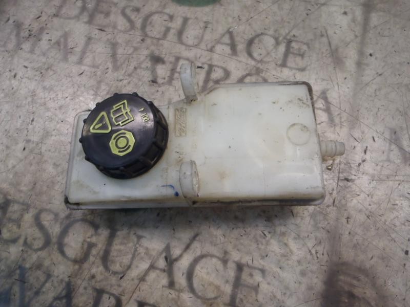 Recambio de deposito servo para ford focus berlina (cap) ambiente (d) referencia OEM IAM   