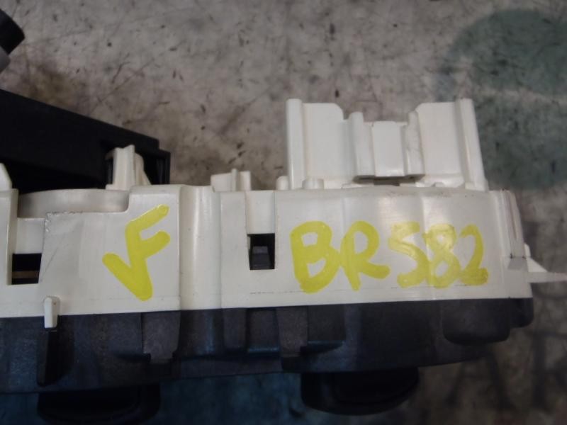 Recambio de mando calefaccion / aire acondicionado para ford focus berlina (cap) ambiente (d) referencia OEM IAM   