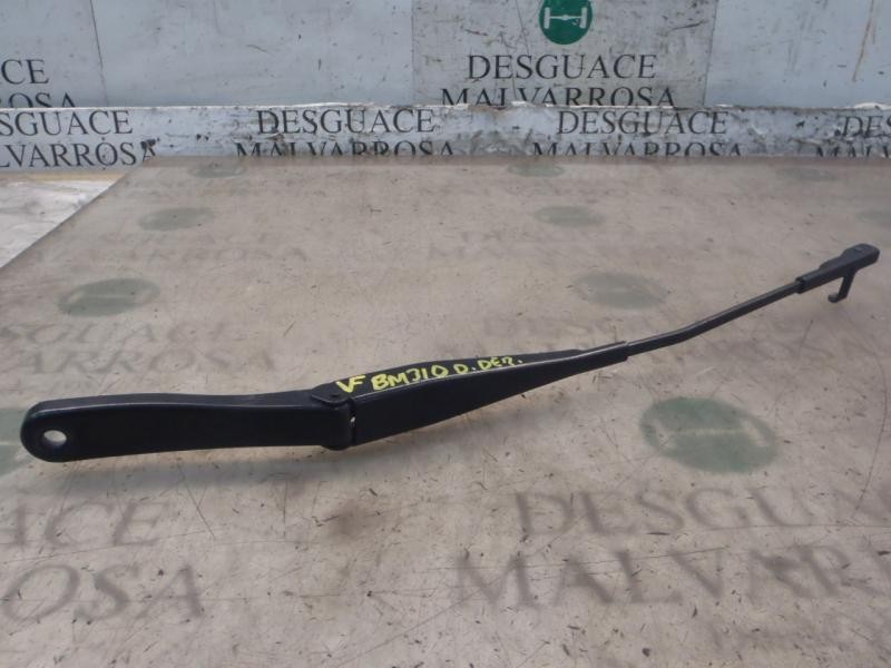 Recambio de brazo limpia delantero derecho para opel astra h berlina cosmo referencia OEM IAM   