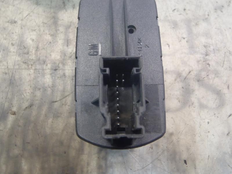 Recambio de mando elevalunas delantero izquierdo para opel corsa d cosmo referencia OEM IAM   