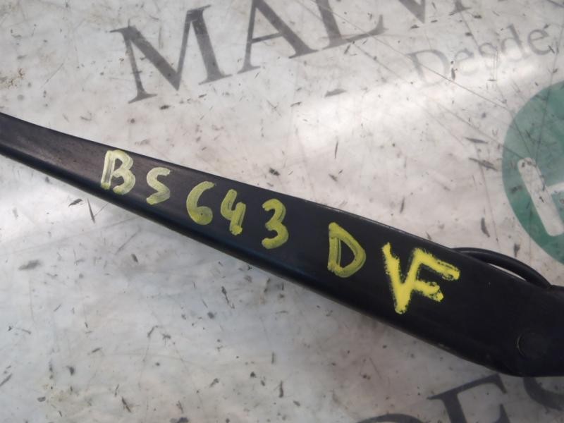 Recambio de brazo limpia delantero derecho para opel astra gtc enjoy referencia OEM IAM   