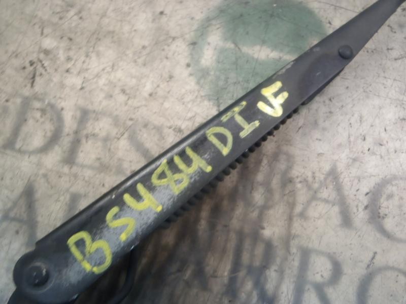 Recambio de brazo limpia delantero izquierdo para kia carens 2.0 crdi lx monovolumen referencia OEM IAM   