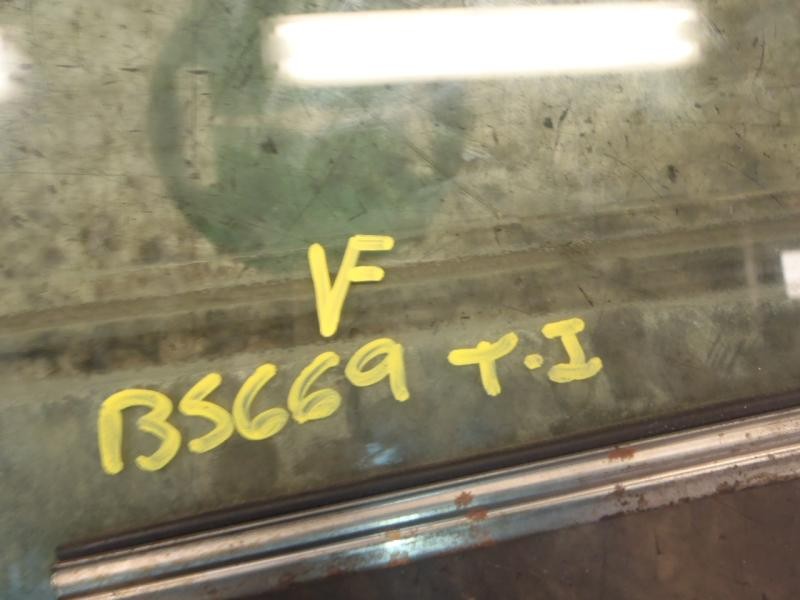 Recambio de cristal puerta trasero izquierdo para toyota prius (nhw20) sol referencia OEM IAM 6810447041  