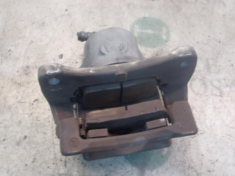 Recambio de pinza freno delantera izquierda para toyota prius (nhw20) sol referencia OEM IAM 4775047050  