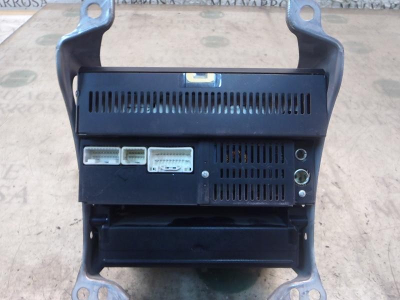 Recambio de sistema audio / radio cd para toyota prius (nhw20) sol referencia OEM IAM 8612047230  