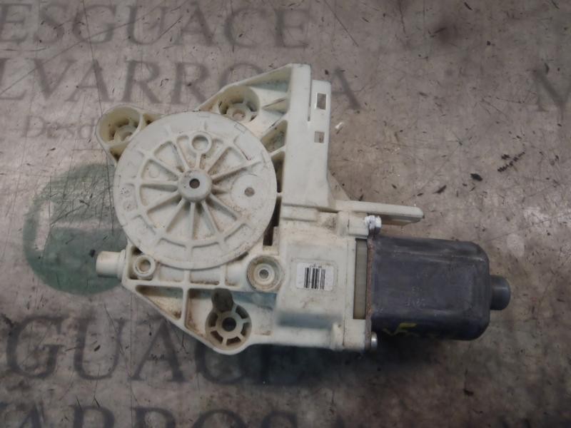 Recambio de motor elevalunas delantero izquierdo para ford focus berlina (cap) ambiente (d) referencia OEM IAM   