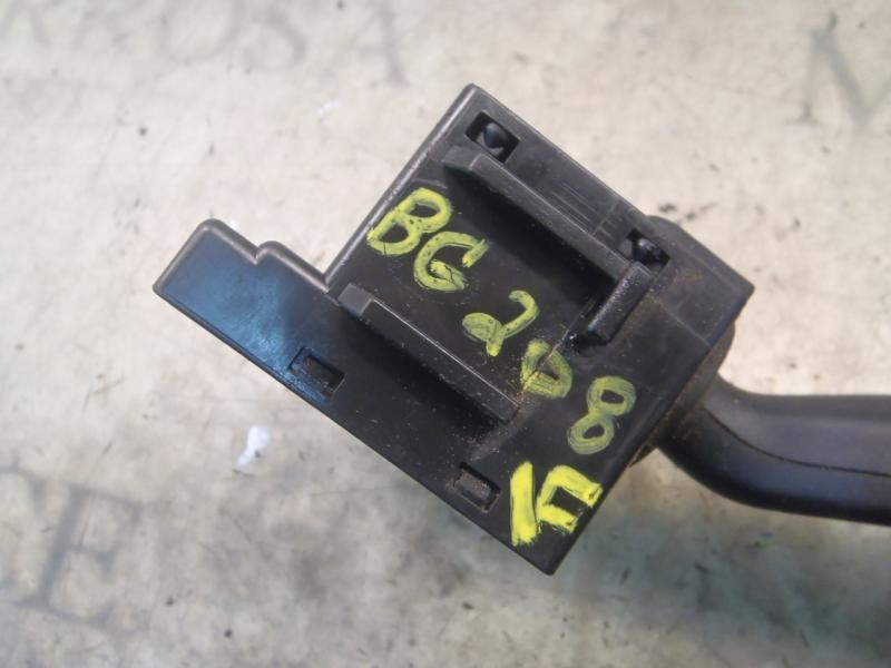 Recambio de mando intermitentes para ford focus berlina (cap) ambiente (d) referencia OEM IAM   