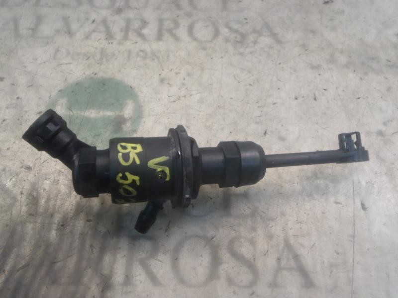 Recambio de bomba embrague para nissan micra (k12e) acenta referencia OEM IAM   