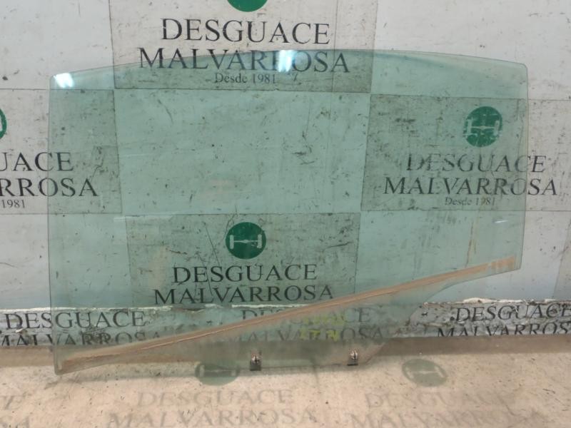 Recambio de cristal puerta trasero izquierdo para citroën c4 berlina collection referencia OEM IAM   