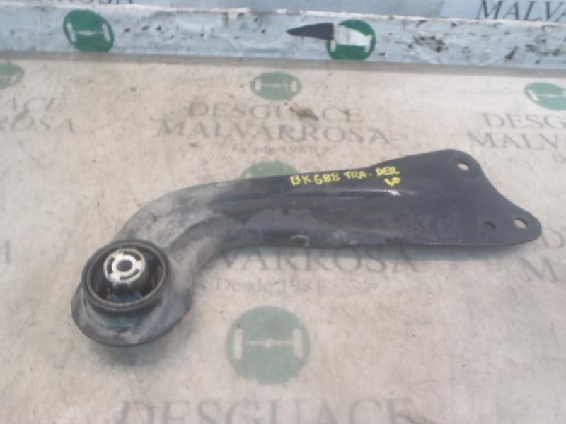 Recambio de brazo suspension inferior trasero derecho para volkswagen golf v berlina (1k1) sportline referencia OEM IAM   