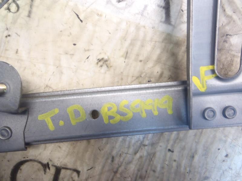 Recambio de elevalunas trasero derecho para dacia logan ambiance referencia OEM IAM 6001550274  