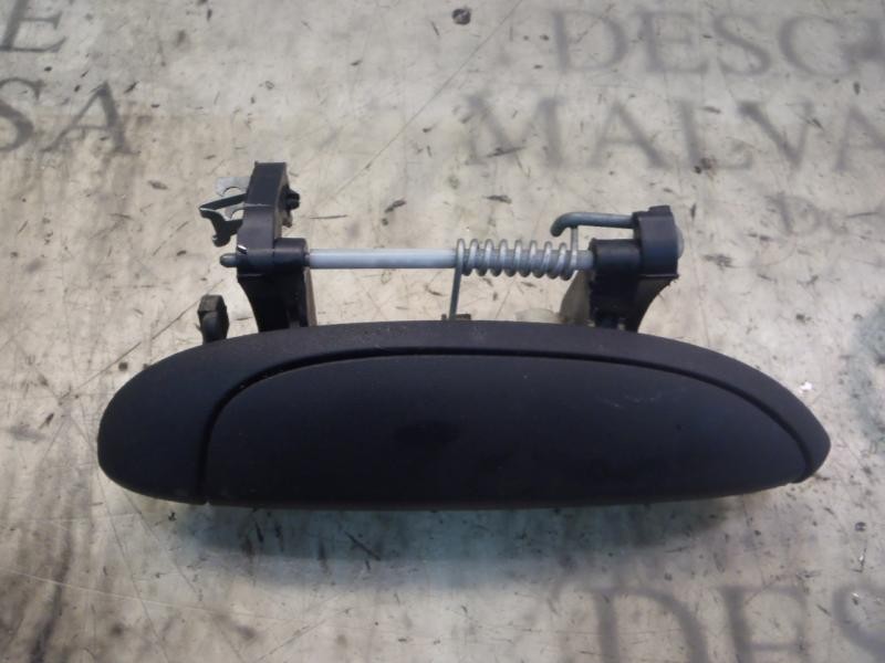 Recambio de maneta exterior delantera derecha para dacia logan ambiance referencia OEM IAM 6001549492  
