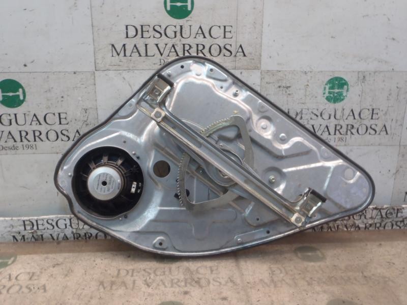 Recambio de elevalunas trasero izquierdo para ford focus berlina (cap) 1.8 tdci turbodiesel cat referencia OEM IAM   