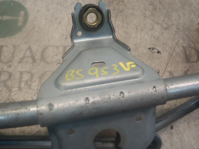 Recambio de articulacion limpia delantero para opel vivaro combi 2.7t corto referencia OEM IAM   