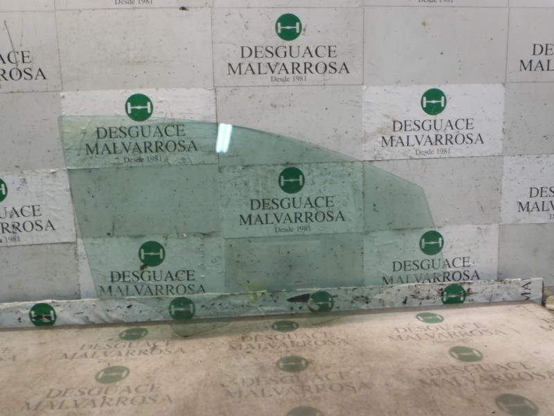 Recambio de cristal puerta delantero derecho para seat toledo (5p2) sport-up referencia OEM IAM 5P0845202  