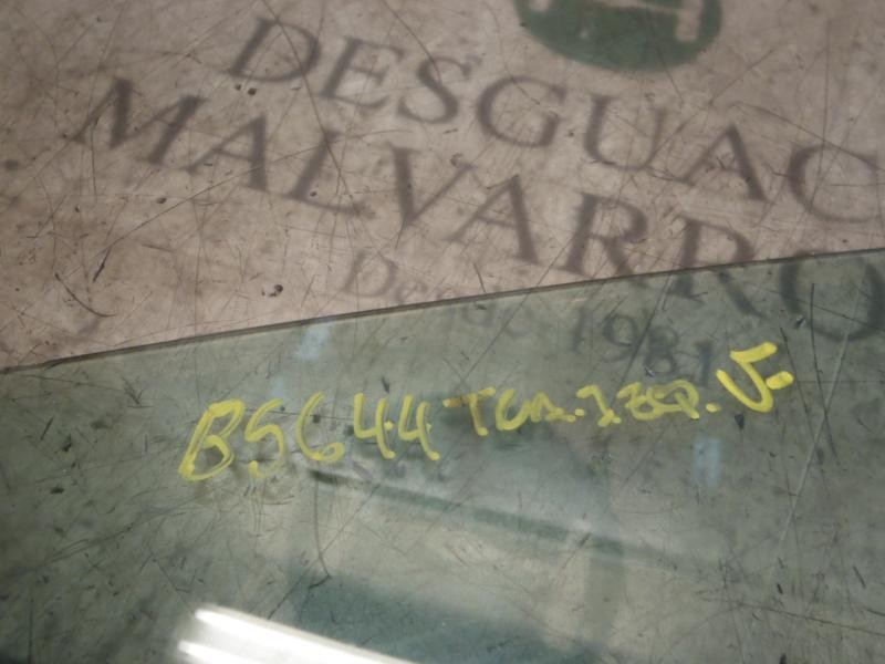 Recambio de cristal puerta trasero izquierdo para seat leon (1p1) reference referencia OEM IAM 1P0845205B  