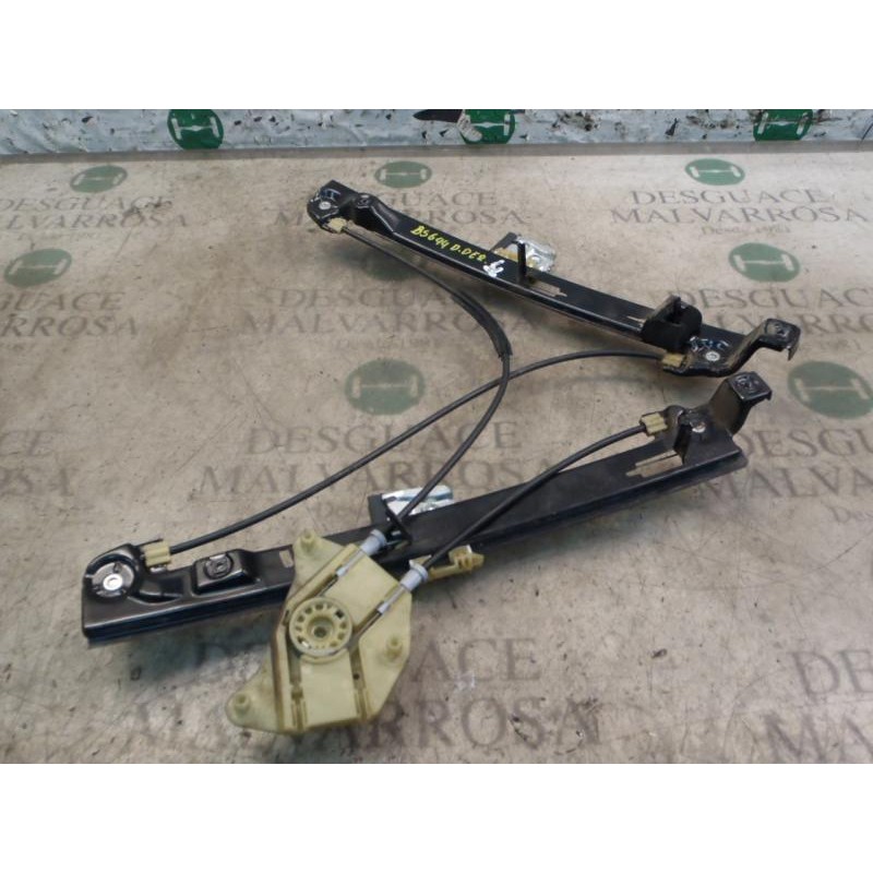 Recambio de elevalunas delantero derecho para seat leon (1p1) reference referencia OEM IAM 1P0837462A  