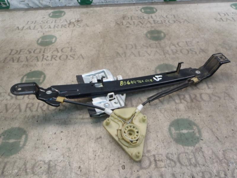 Recambio de elevalunas trasero derecho para seat leon (1p1) reference referencia OEM IAM 1P0839462A  