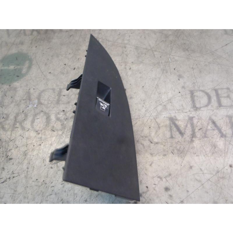 Recambio de mando elevalunas delantero derecho para seat leon (1p1) reference referencia OEM IAM 7L6959855BREH  