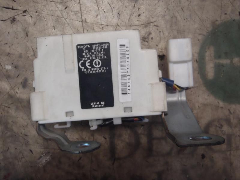 Recambio de modulo electronico para toyota prius (nhw20) sol referencia OEM IAM 8999247020 8999247020 