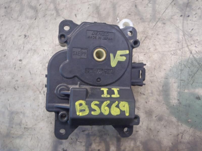 Recambio de motor apertura trampillas climatizador para toyota prius (nhw20) sol referencia OEM IAM 8710647120  