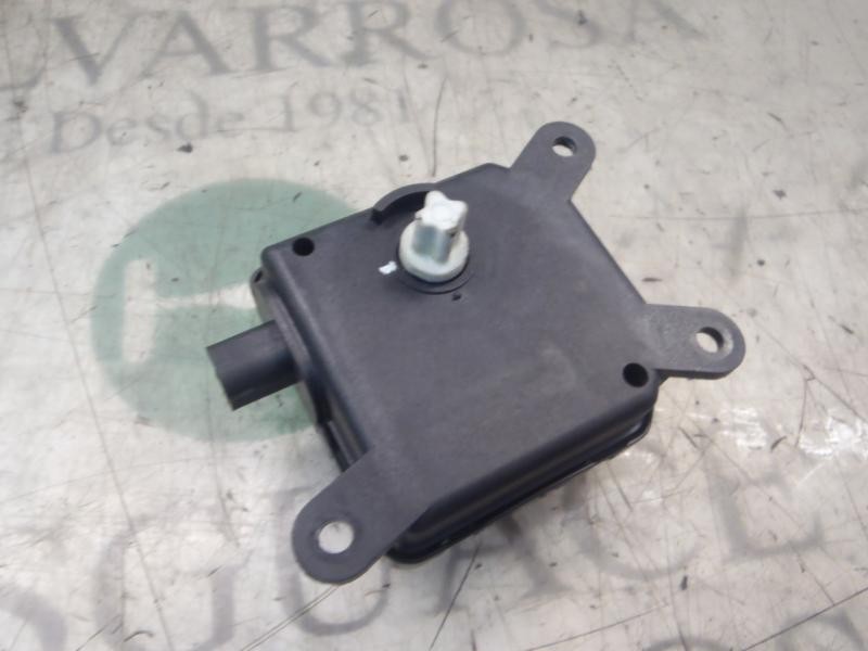 Recambio de motor electrico para opel astra h berlina cosmo referencia OEM IAM   