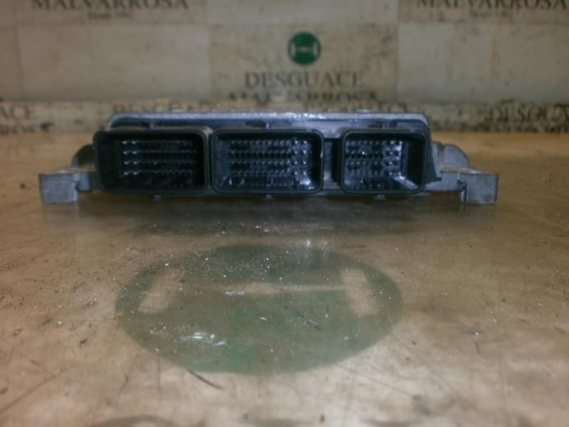 Recambio de centralita motor uce para renault megane ii berlina 5p authentique referencia OEM IAM   