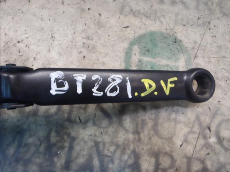 Recambio de brazo limpia delantero derecho para bmw serie 3 berlina (e46) 320d referencia OEM IAM 61617007128  