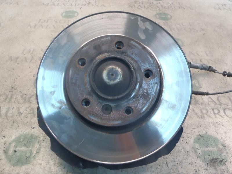 Recambio de mangueta delantera izquierda para bmw serie 3 berlina (e46) 320d referencia OEM IAM 31211096429  