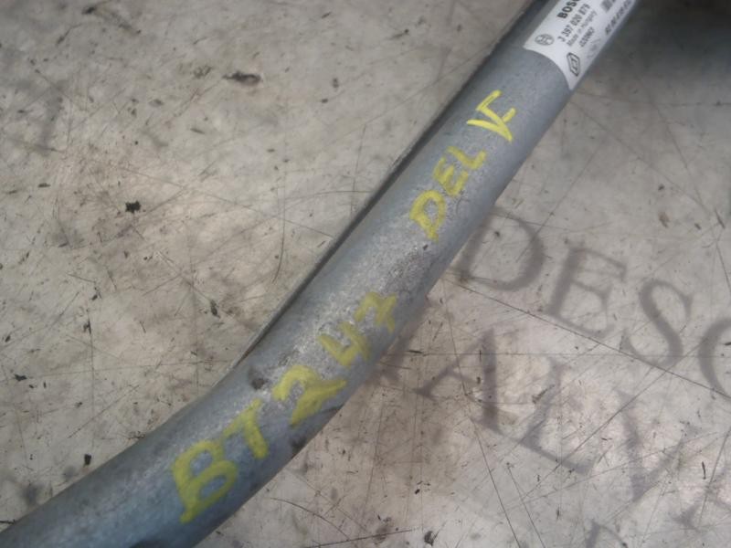 Recambio de articulacion limpia delantero para dacia logan express ambiance referencia OEM IAM 6001550803  