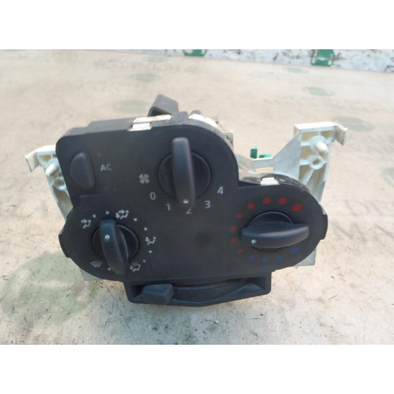 Recambio de mando calefaccion / aire acondicionado para dacia logan express ambiance referencia OEM IAM 6001547668 69570001 6957